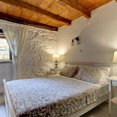 Magical Glavini With Privacy & Stunning Panoramic Views Vila *